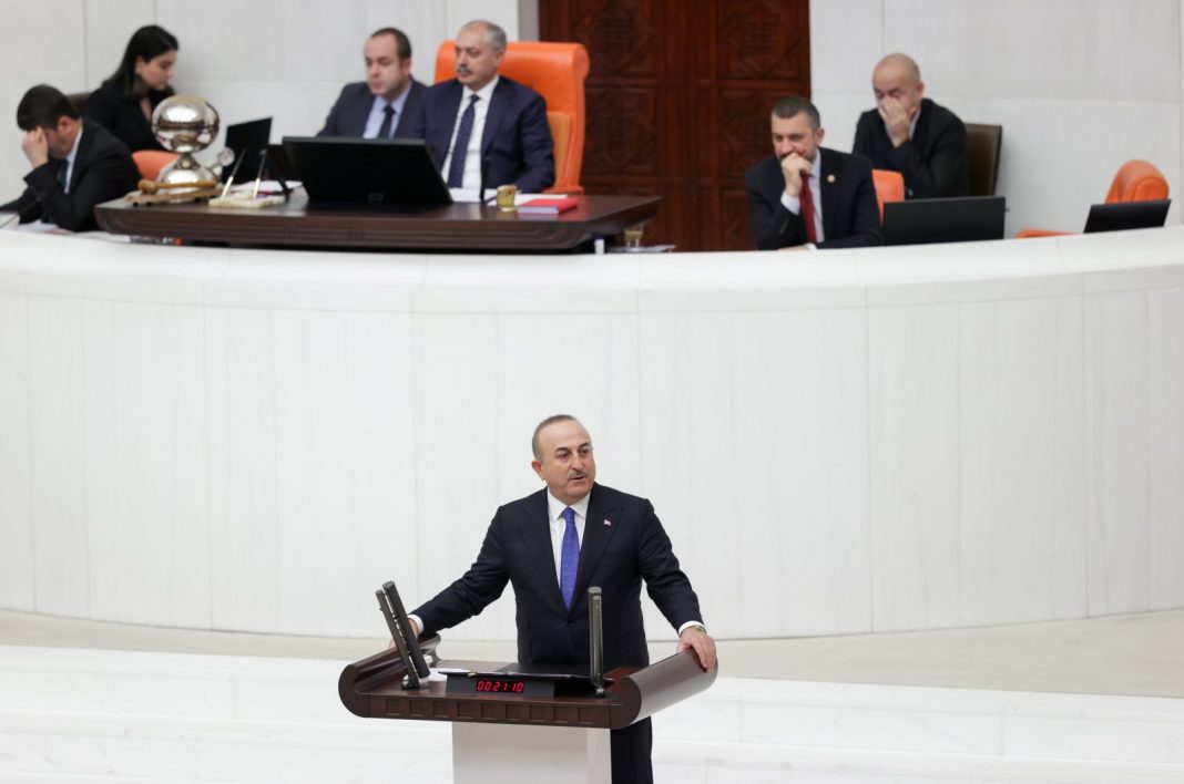 menteri luar negeri turki mevlut cavusoglu