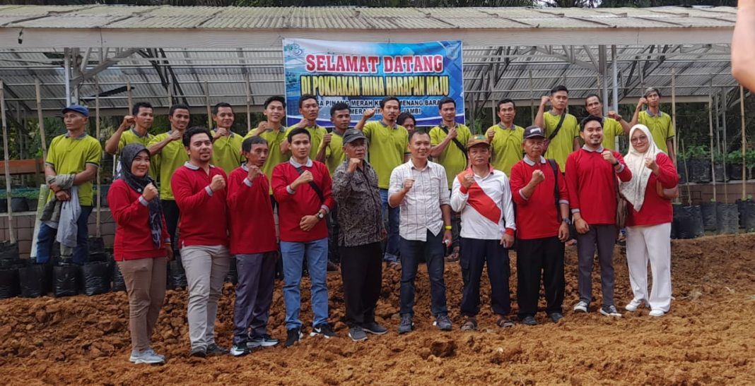 Orientasi Lapangan (OL) ke P4S Karya Tani yang terletak di Desa Pinang Merah, Kecamatan Pamenang Barat, Kabupaten Merangin.