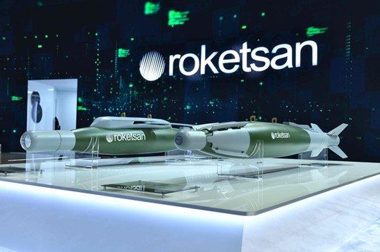 Roketsan mengambil tempat di Pameran Industri Pertahanan Internasional IDEF'23 dengan produk UMTAS GM, MAM-L IIR, MAM-T IIR, SİPER, UHA-230, Mobile Air Defense System dan KMC-U yang dipamerkan untuk pertama kalinya, Istanbul, Turki, 25 Juli 2023. (Roketsan via AA Photo)