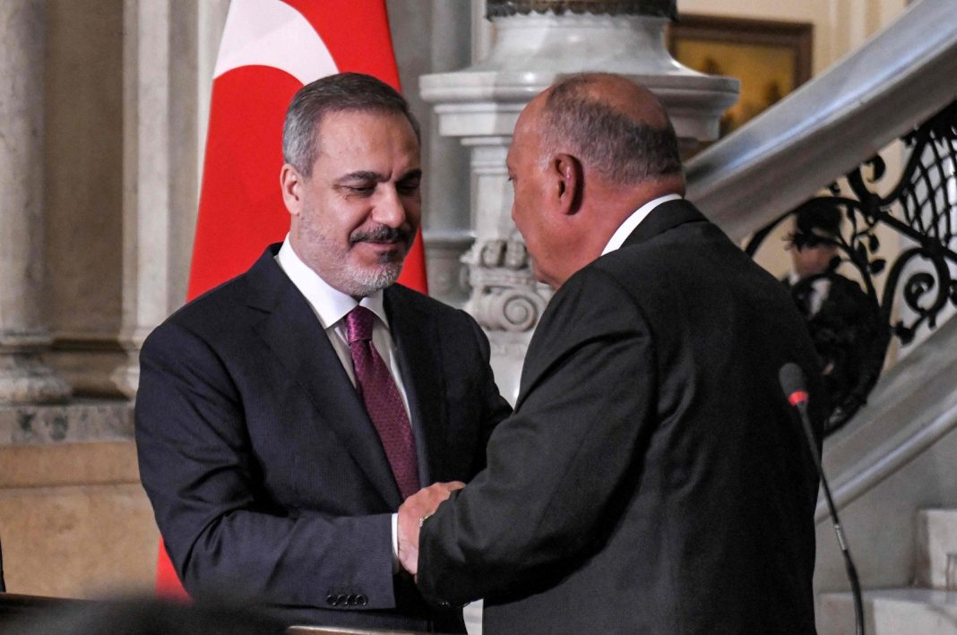 Turki Mesir bergabung untuk membantu Gaza melawan pengepungan Israel