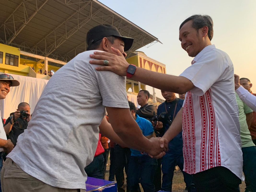 HUT Sarolangun, Ketua DPRD Jambi Hadiri Penutupan Final Sepak Bola