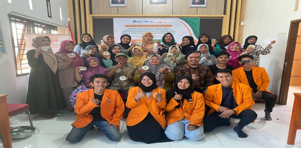 Lulus Pendanaan PKM, Tim PKM-PM Universitas Jambi Mengadakan Pelatihan Pembuatan Inovasi Produk dari Daun Mangrove di Kecamatan Kuala Jambi