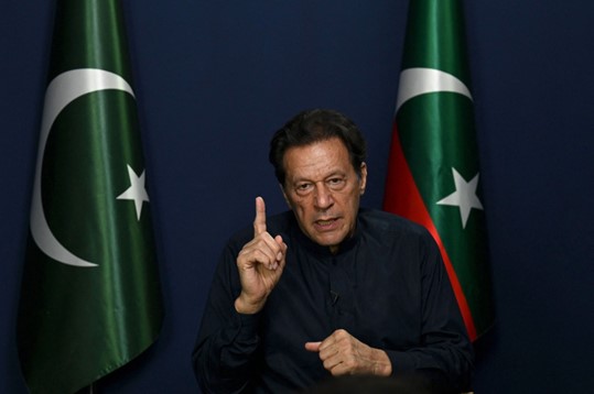 Mantan PM Pakistan Khan Divonis 10 Tahun Penjara karena Rahasia Negara