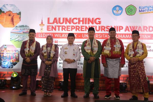 Apresiasi Gubernur Al Haris untuk Entrepreneurship Award: LLDIKTI Universitas Muhammadiyah Jambi