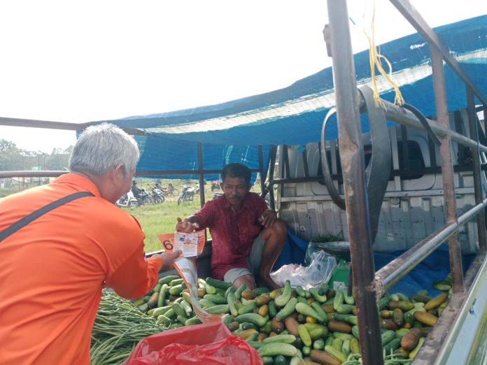 Caleg Partai Buruh Tebo Gelar Sasapa di Berbagai Pasar Kabupaten