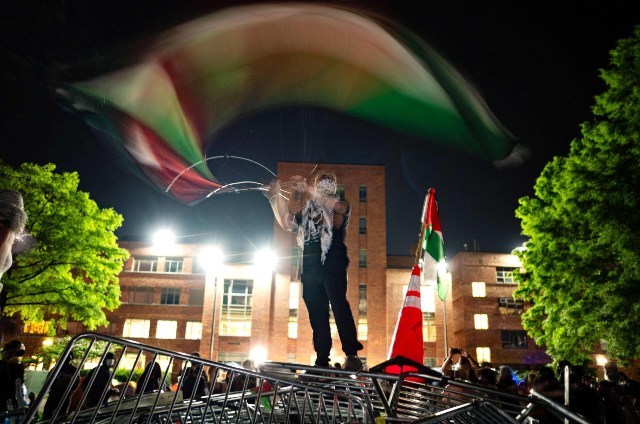 Pengungsi Gaza Berterima Kasih kepada Mahasiswa AS atas Aksi Protes pro-Palestina