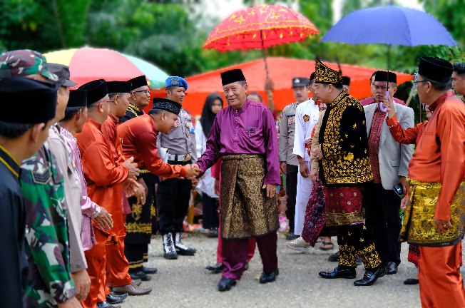 Hadiri Hari Jadi Kecamatan Tabir Ulu, Wagub Sani Harap Seluruh Elemen Saling Bersinergi Demi Tingkatkan Kesejahteraan Masyarakat