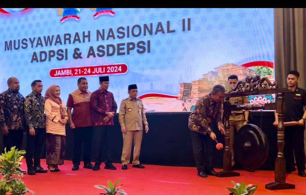 Pimpinan dan Sekwan DPRD di Indonesia Hadiri Munas ADPSI dan ASDEPSI di Jambi