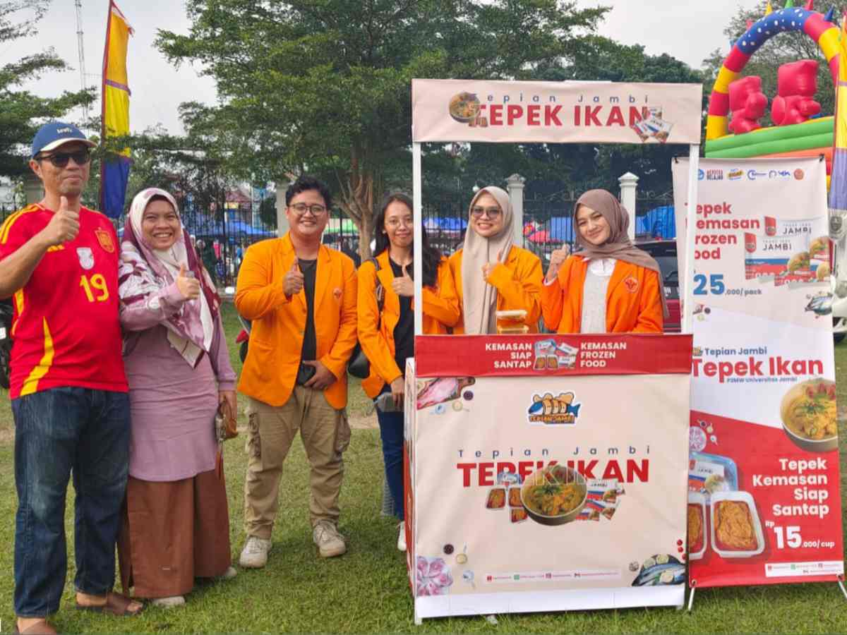 Lestarikan Makanan Khas Daerah, Tim P2MW Unja Membuat Inovasi Tepek Ikan Khas Jambi Seberang Menjadi Produk Frozen Food