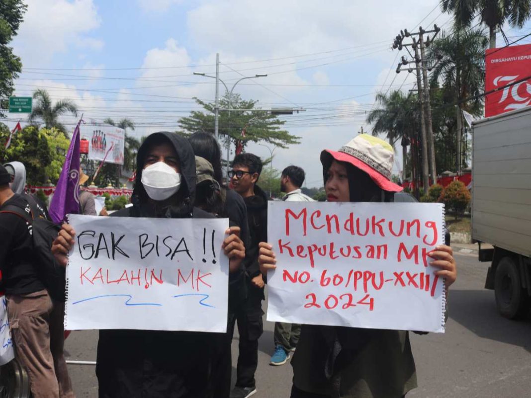 Gelar Aksi di Tengah Peringatan Darurat, Ini Sejumlah Tuntutan Walhi Jambi