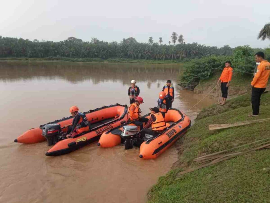 Perahu Karam di Sungai Batanghari, Warga VII Koto Ilir Tebo Hilang Tenggelam