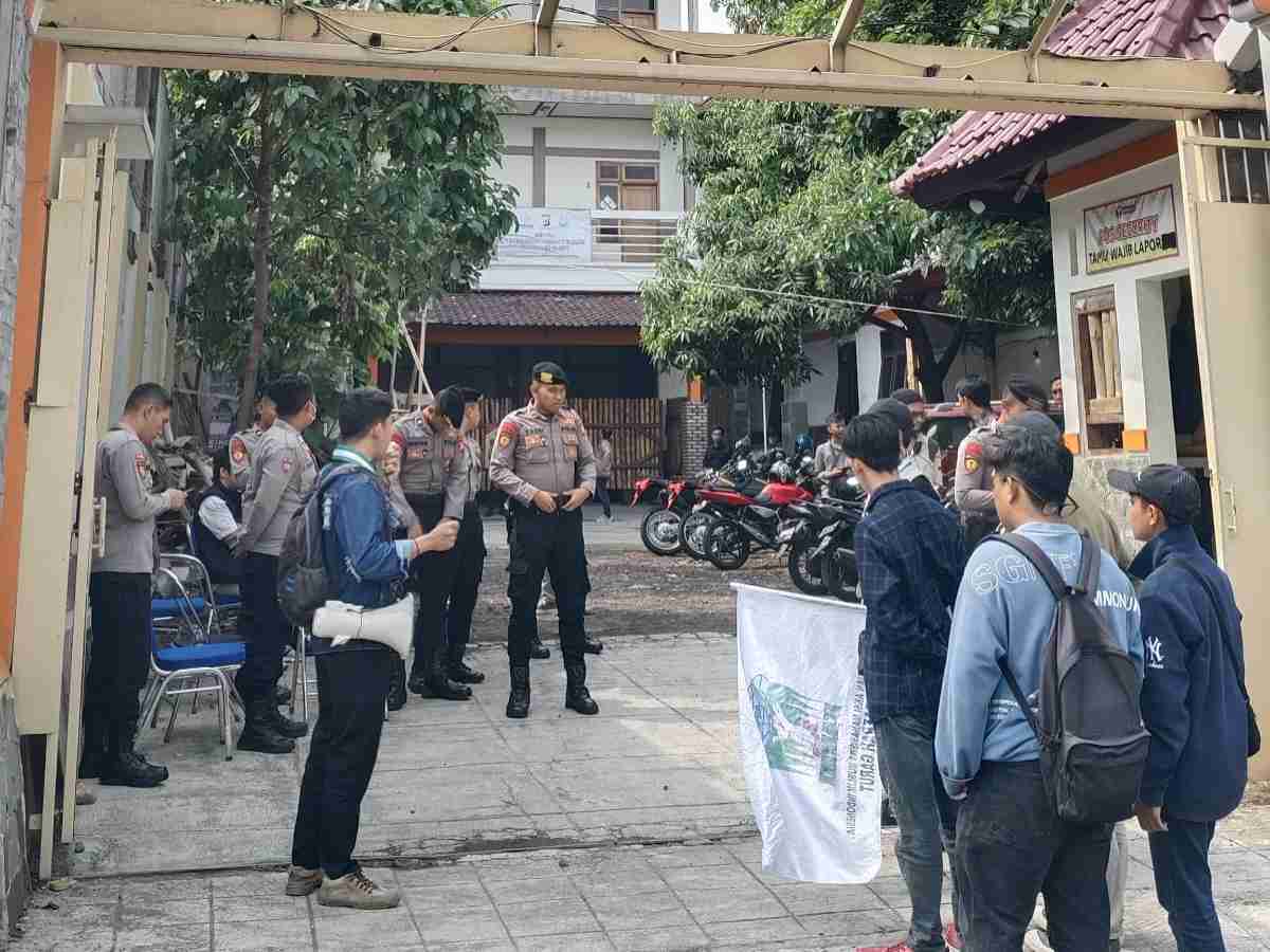 KAMMI Garut Gelar Aksi dan Audiensi, Desak Bawaslu Garut Tegakkan Pilkada yang Jujur dan Adil