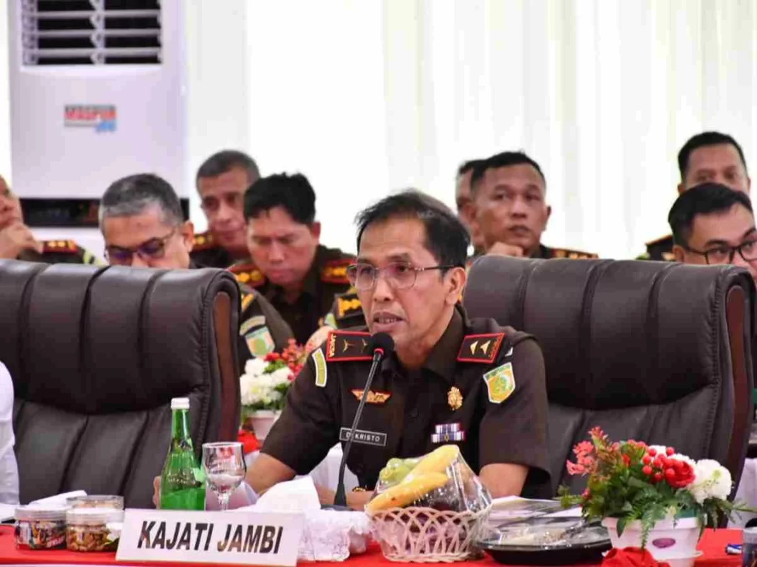 Kajati Jambi Hadiri Rapat Dengar Pendapat dengan Komisi III DPR RI dalam Kunker Reses di Provinsi Jambi.