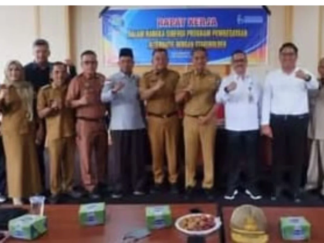 Wakil Bupati Muaro Jambi Junaidi H. Mahir Membuka Rapat Kerja Bersama BNN Provinsi Jamb