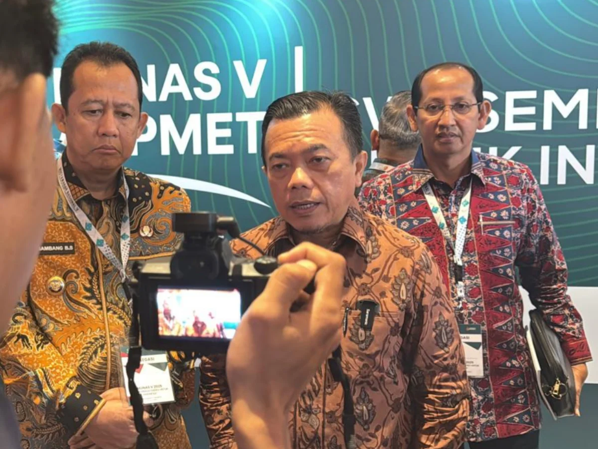 Gubernur Al Haris Hadiri Munas V ADPMET, Tegaskan Komitmen Perbaikan Tata Kelola Migas dan Energi Terbarukan