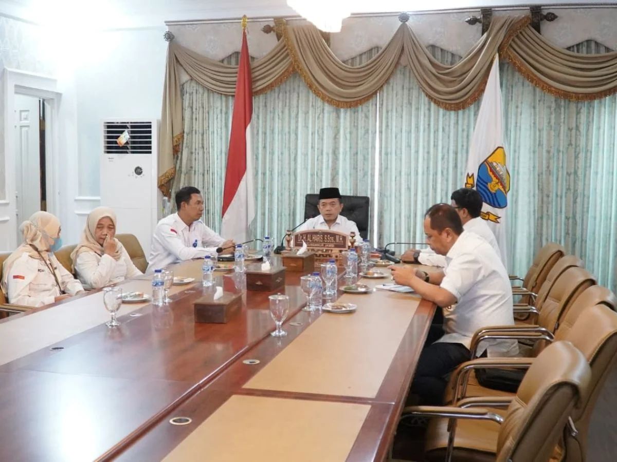 Gubernur Al Haris Fokus Percepatan Pembangunan SPPG di Daerah Terpencil