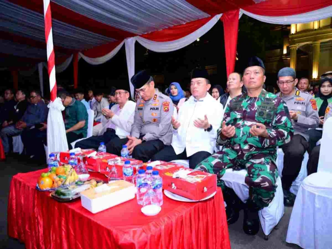 Aksi Damai 1000 Lilin di Mapolda Jambi, Kapolda Sampaikan Duka Cita Mendalam