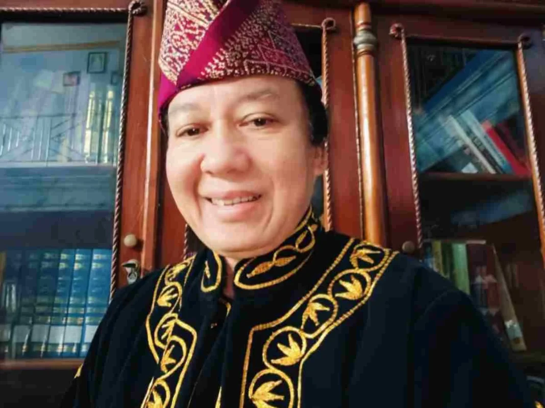 Literasi Digital: Antara Proteksi dan Pencerahan