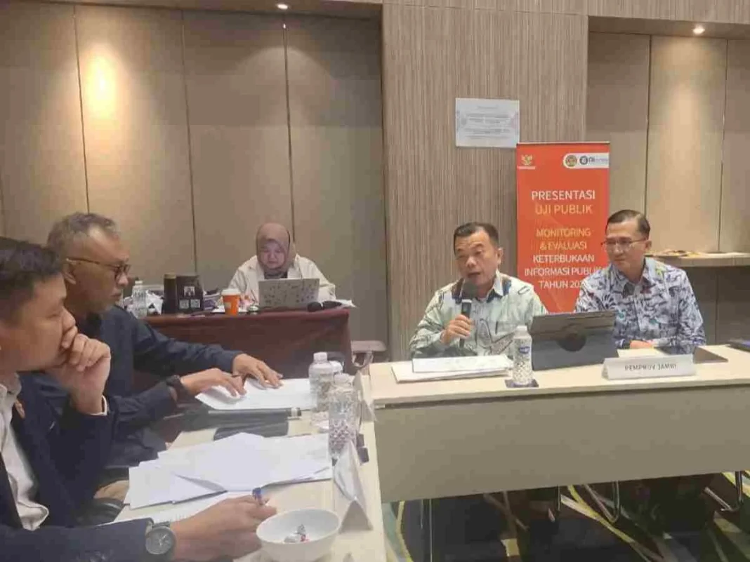 Uji Publik Monev KIP 2025, Gubernur Al Haris Tegaskan Komitmen Jambi Menuju Pemerintahan Terbuka