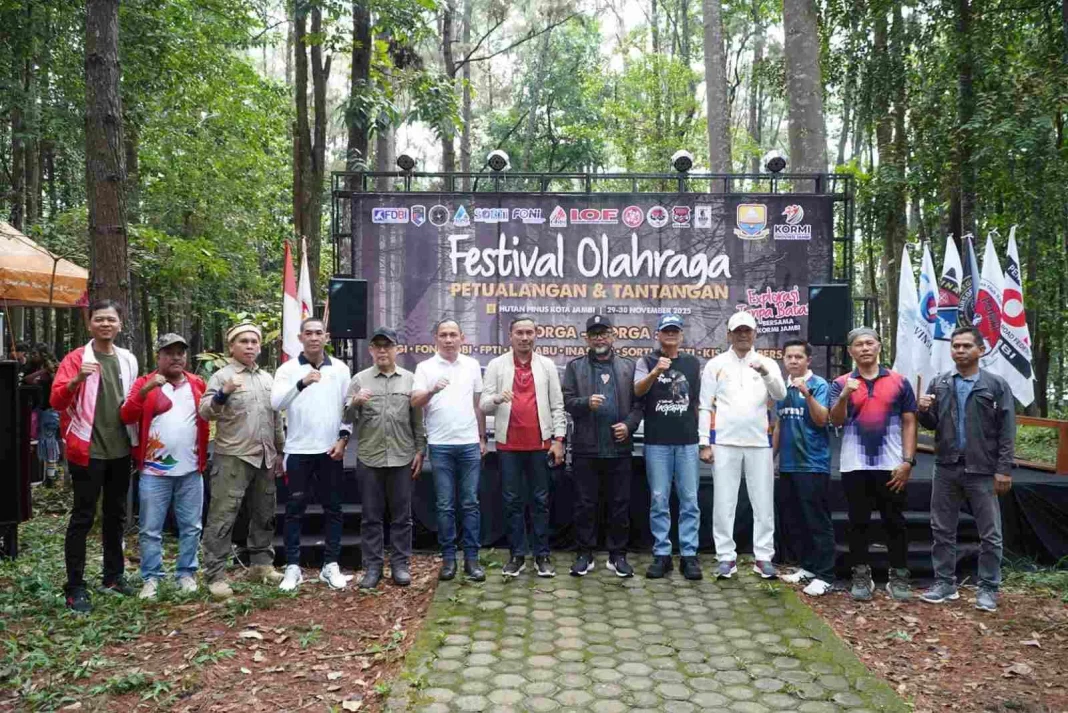 Buka Festival Olahraga Petualangan dan Tantangan, Sekda Sudirman Nyatakan Komitmen Pemerintah Dukung Pengembangan Prestasi Olahraga
