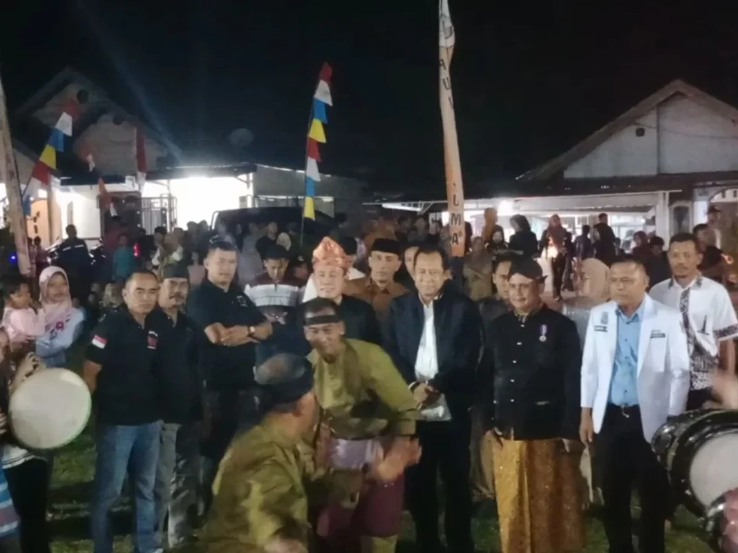 Bupati Muaro Jambi Hadiri Hari Jadi ke-43 Desa Bukit Baling dan Sedekah Bumi