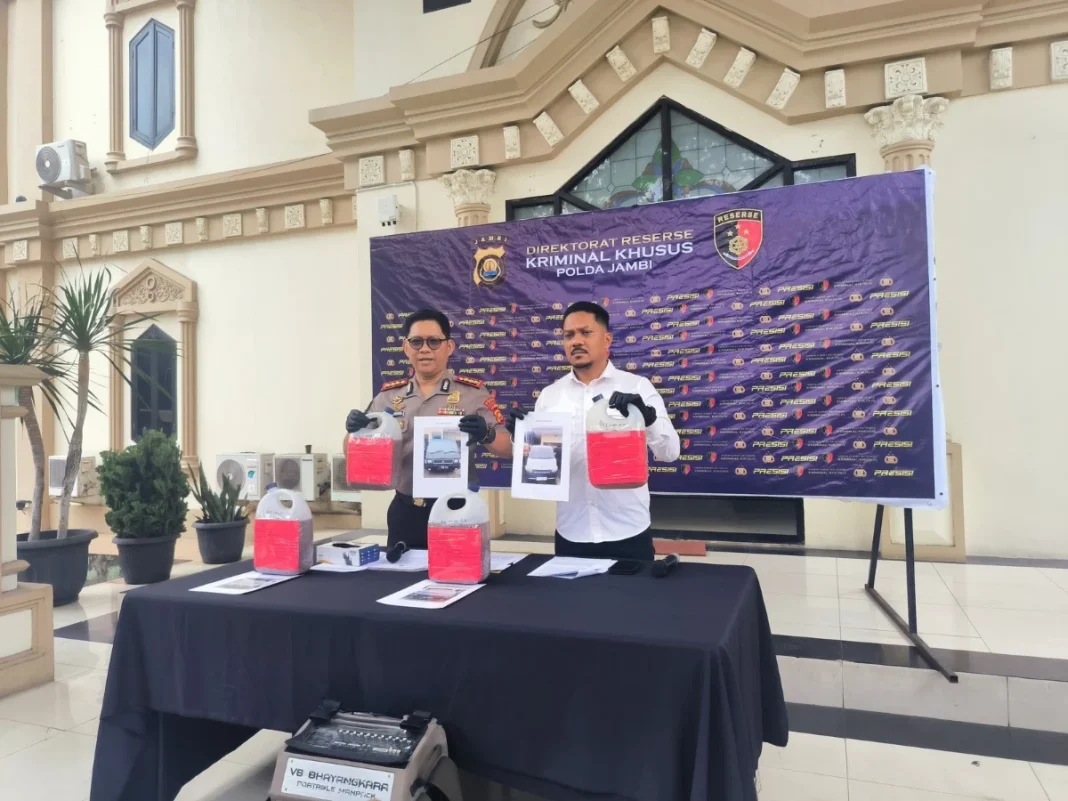 Polda Jambi Amankan 11 Ton BBM Solar Subsidi Diduga untuk PETI Merangin