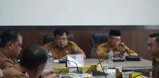 Sekda Merangin Zulhifni: Randis Tua Dilelang, Rumdis Diinventarisir, Regulasi Diperkuat Sekda Zulhifni: Randis Tua Dilelang, Rumdis Diinventarisir, Regulasi Diperkuat