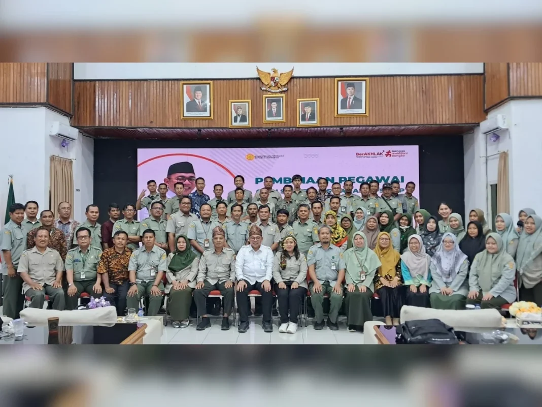 Sekretaris BPPSDMP Berikan Pembinaan Pegawai untuk Tingkatkan Kinerja dan Profesionalisme ASN Bapeltan Jambi