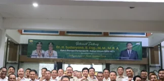 Wakil Menteri Pertanian (Wamentan) RI Lakukan Kunjungan Kerja ke Jambi, Perkuat Sinergi dan Percepatan Tanam Wakil Menteri Pertanian RI Lakukan Kunjungan Kerja ke Jambi, Perkuat Sinergi dan Percepatan Tanam