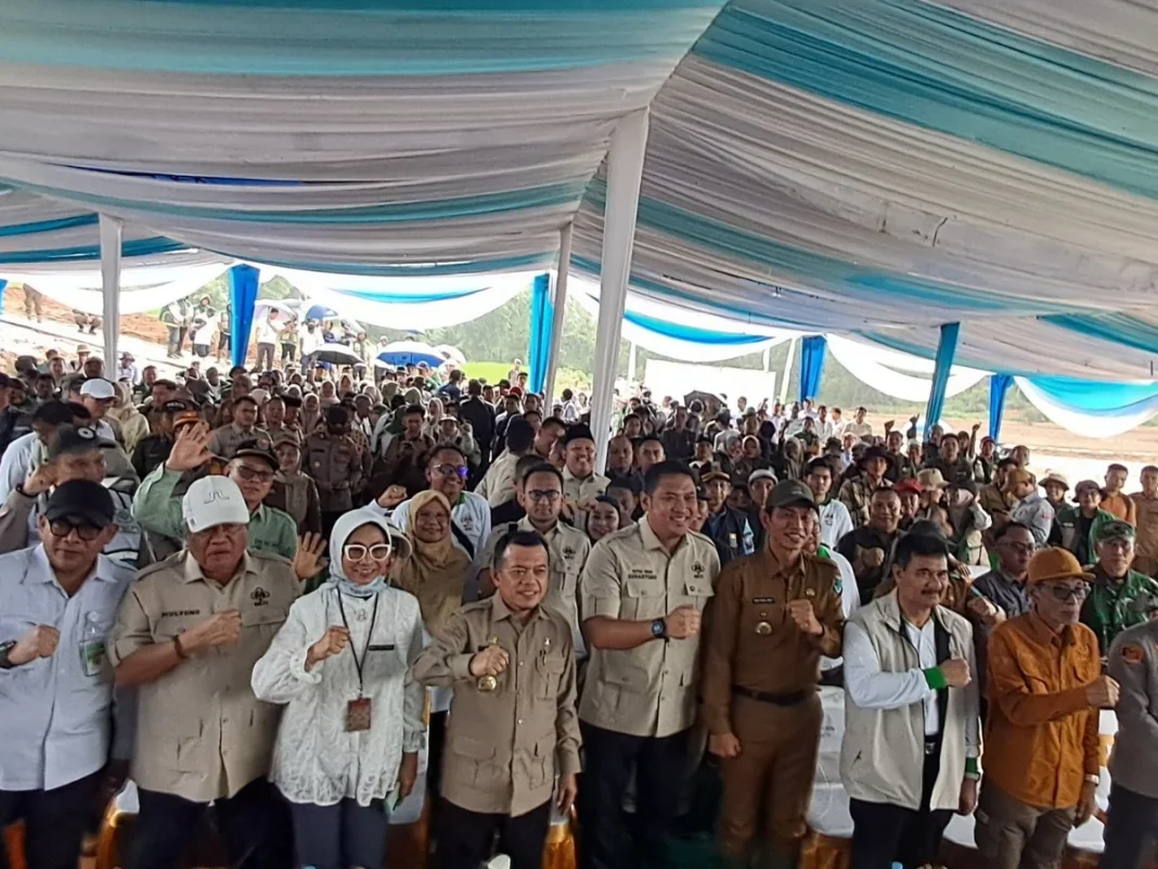 Kementan Gelar Tanam Serentak di Lahan CSR Jambi, Percepat Optimalisasi Lahan dan Ketahanan Pangan
